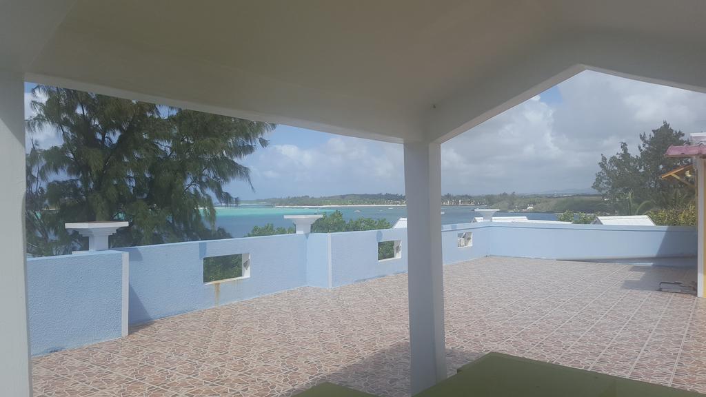 Chez Johnny - Blue Bay Hotel Exterior foto
